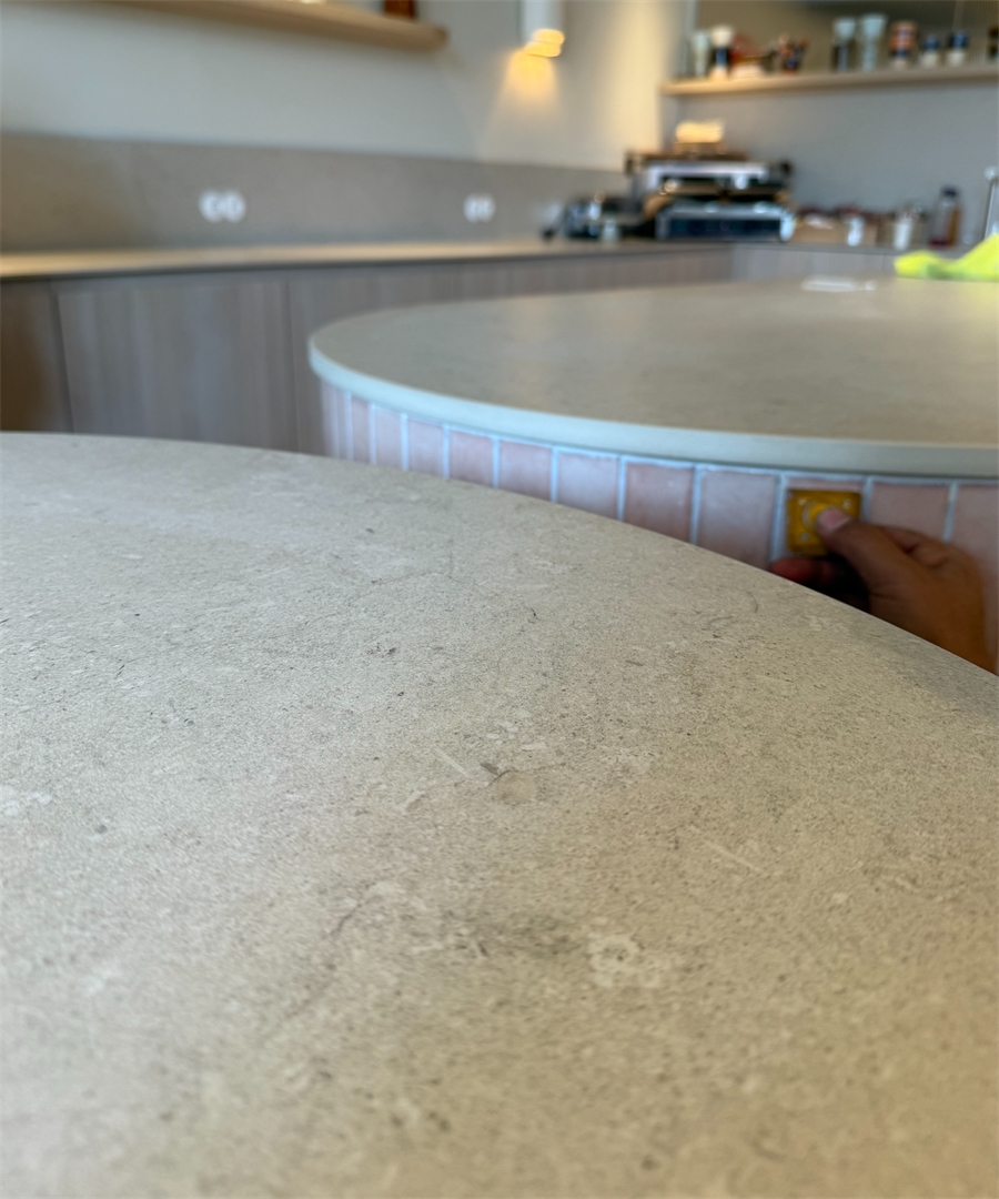 spoelbak natuursteen bij Little Dutch