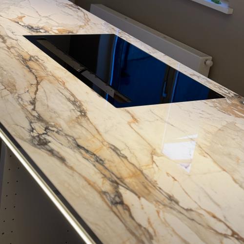 natuursteen keukenblad met inductie