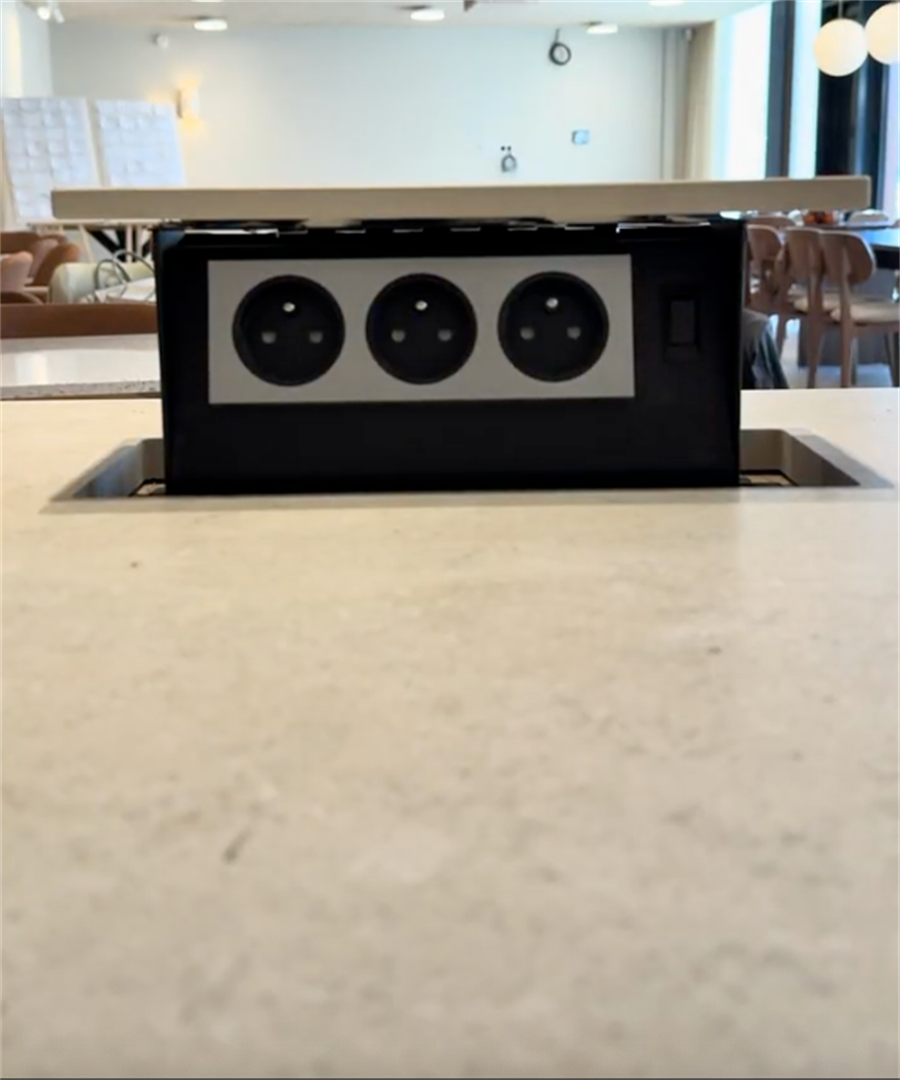 Weggewerkte stopcontacten